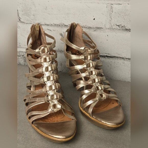 Sottf Strappy Metallic Gold  Gladiator Stappy Heels - Picture 2 of 15